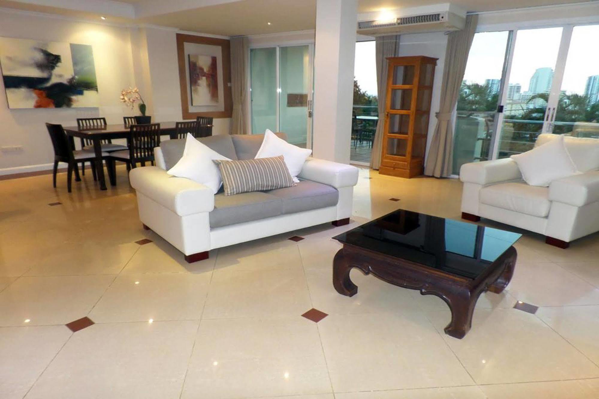 Westbury Residence Pattaya Zewnętrze zdjęcie